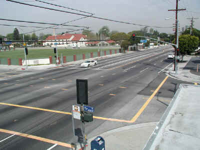 sepulveda4.jpg (90845 bytes)